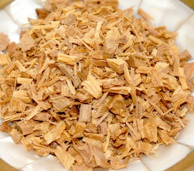 Sandelholz weiß geschnitten